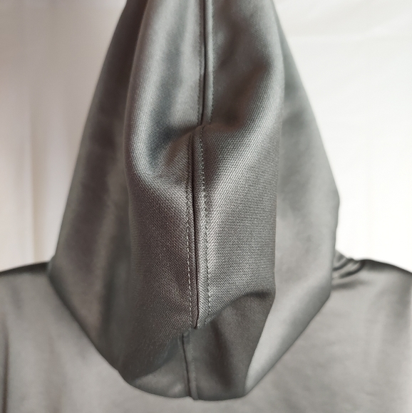 Boys Medium Champion Hoodie - Picture 7 of 9